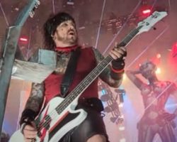 NIKKI SIXX Is Open To MÖTLEY CRÜE Avatars 'When The Time Is Right'