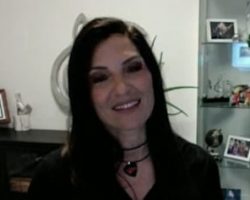 New VIXEN Singer ROSA LARICCHIUTA Wasn't Familiar With Band's Music Prior To Being Asked To Join