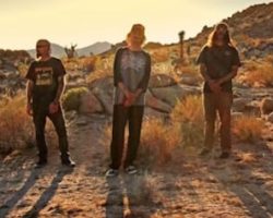 STÖNER Feat. Former KYUSS Members BRANT BJORK And NICK OLIVERI: Live Album 'Hittin' The Bitchin' Switch' Due In October