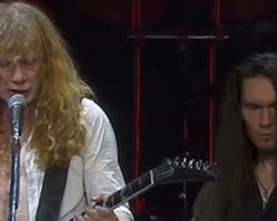 DAVE MUSTAINE On New MEGADETH Guitarist TEEMU MÄNTYSAARI: 'He's Such An Amazing Talent'