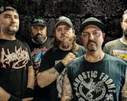 HATEBREED Is Looking For New Record Label Home: 'We're Actually Free Agents Right Now'