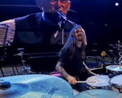 Ex-SLIPKNOT Drummer JAY WEINBERG Shares Drum-Cam Video Of His Barcelona Performance With BRUCE SPRINGSTEEN