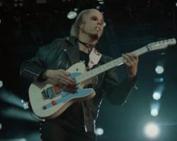 JOHN 5 On Working With DAVID LEE ROTH: 'It Was Really Exciting'