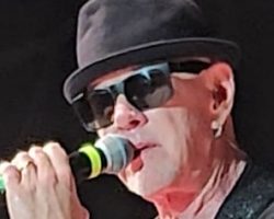 Watch: GREAT WHITE's MARK KENDALL Pays Tribute To JACK RUSSELL, Calls Him 'The Greatest Singer Ever'
