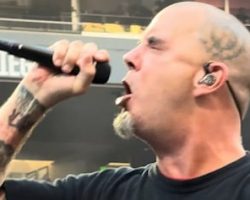 See PANTERA Perform At Seattle's Lumen Field As Support Act For METALLICA