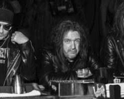 SKID ROW Pays Tribute To AEROSMITH: 'Their Energy, Talent And Passion For Music Have Always Been An Inspiration To Us'