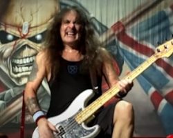 IRON MAIDEN's STEVE HARRIS On Possible Autobiography: 'I'm Sure I'll Do One At Some Point'