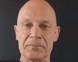 ACCEPT's WOLF HOFFMANN Recalls Photographing And Spending Time With LES PAUL