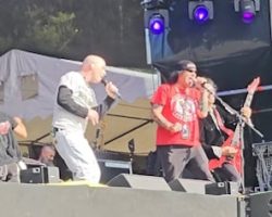 Watch: ARMORED SAINT Joined By EXODUS's STEVE 'ZETRO' SOUZA For 'Can U Deliver' Performance In Romania