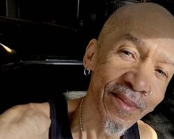 KING'S X Frontman DOUG 'DUG' PINNICK Announces 'Thingamajigger' Solo Album