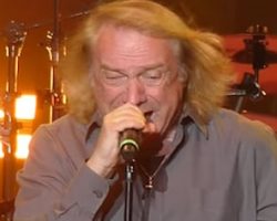 LOU GRAMM Says He 'Got Emotional' When He Found Out FOREIGNER Was Nominated For ROCK HALL Induction