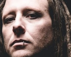 Longtime DEVILDRIVER Guitarist MIKE SPREITZER Announces His Departure: 'I Have Decided It Is Time To Go My Own Way'