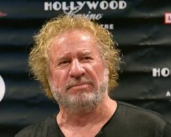 SAMMY HAGAR Says JASON BONHAM's 'Medical Emergency With His Mother' Forced Him To Leave 'The Best Of All Worlds' Tour