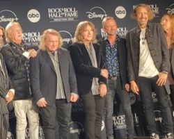 Watch: FOREIGNER Officially Inducted Into ROCK AND ROLL HALL OF FAME