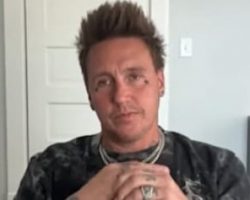 JACOBY SHADDIX Says 'It Feels Natural' For PAPA ROACH To Lean Into Heavy Sound On Next Album