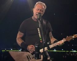 METALLICA's JAMES HETFIELD: 'We Certainly Don't Wanna Be A Legacy Band That Just Plays Their Greatest Hits'
