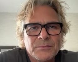 MIKE TRAMP Looks Back On Demise Of 'Hair Metal': 'The Last Wave Of The '80s Bands Were A Complete Joke'