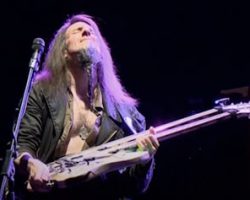 BUMBLEFOOT Talks About Transformation Of Record Industry And How Artists Get Paid For Their Music