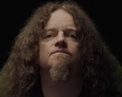FREDRIK ÅKESSON On Return Of Growling Vocals In OPETH: 'If We Bring The Element Back, It Shouldn't Be There As A Gimmick'