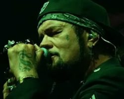 Original SALIVA Singer JOSEY SCOTT: 'I Don't Think I Would Be Alive Were It Not For My Praying, Believing Holy Spirit-Filled Wife'