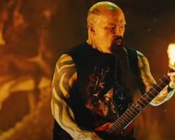 KERRY KING Names His Top Five Guitar Players Of All Time