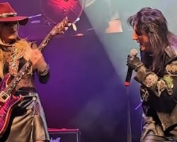 ORIANTHI On Her Return To ALICE COOPER's Touring Band: 'The Shows Are Going To Be Really Fun'