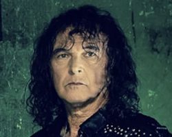 Former ACCEPT Bassist PETER BALTES: How I Became A Born-Again Christian