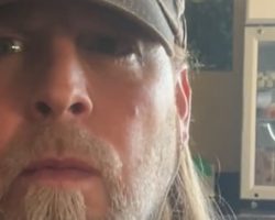 DROWNING POOL's RYAN MCCOMBS 'Would Love To Go Back' To Physical Formats For Music Consumption