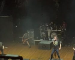 Watch: SHADOWS FALL Performs New Single 'In The Grey' Live For The First Time