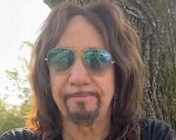 ACE FREHLEY Appears At 'Days Of The Dead' Horror Film And Pop Culture Convention In Las Vegas: Photos, Video