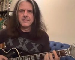 TESTAMENT's ALEX SKOLNICK Says He Was 'On Standby To Fill In' For KIKO LOUREIRO In MEGADETH In 2016