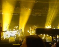 JASON BONHAM Joins BILLY JOEL For 'Whole Lotta Love' Performance In Elmont, New York
