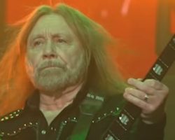 IAN HILL Says JUDAS PRIEST Stays Relevant By Taking 'A Step Forward With Each Album'