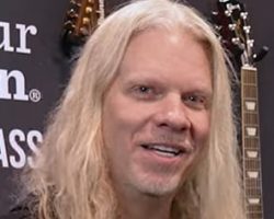 JEFF LOOMIS On NEVERMORE Vocalist And Bassist Search: 'We Have Over 350 Submissions Already'