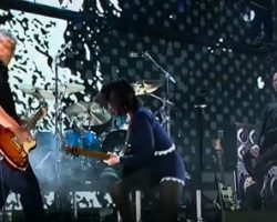 Three-Fourths Of NIRVANA Reunites For 'FireAid' Set With ST. VINCENT, KIM GORDON, JOAN JETT And VIOLET GROHL