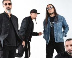 SHAVO ODADJIAN: 'If A New SYSTEM OF A DOWN Album Happens, It Needs To Be Amazing'