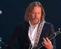 RICH ROBINSON Wants JIMMY PAGE To Give Induction Speech For THE BLACK CROWES At ROCK AND ROLL HALL OF FAME
