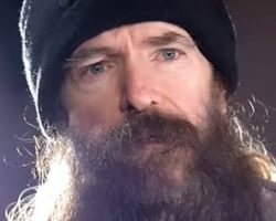 ZAKK WYLDE's WYLDE AUDIO Unleashes 'Blood Skull Berzerker' Guitar