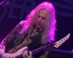 Watch: ADRIAN VANDENBERG Celebrates His WHITESNAKE Years In Hartford