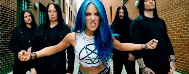 ARCH ENEMY's MICHAEL AMOTT Hasn't Forgotten His Roots: 'It's Cool To Reach More People, But I Grew Up In The Underground Metal Scene'