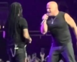 Watch: DISTURBED's DAVID DRAIMAN Joins SEVENDUST For 'Black' Performance At Chicago Concert
