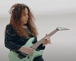 MARTY FRIEDMAN On His Unconventional Picking Style: 'It Has Little To Nothing To Do With My Playing'