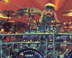 MIKE PORTNOY Believes That He Is 'More Of A Team Player' Now Than He Was During His Initial DREAM THEATER Run
