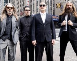 PANTERA And AMON AMARTH Announce Opening Acts For Summer 2025 U.S. Tour