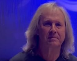 KANSAS Vocalist RONNIE PLATT Undergoes Successful Surgery For Thyroid Cancer