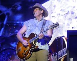 TED NUGENT On Still Playing Shows Two Years After 'Farewell' Tour: 'I Never Used The Word 'Retire''