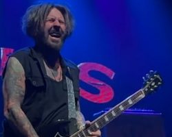 Would TRACII GUNS Rejoin GUNS N' ROSES For A Tour? He Responds