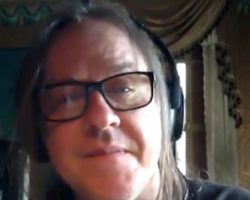 BURTON C. BELL On His Exit From FEAR FACTORY: 'I've Moved Forward And I Feel Good About It'