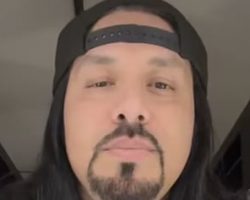 POP EVIL's LEIGH KAKATY Picks METALLICA's 'Master Of Puppets' Over 'Ride The Lightning', Explains Why