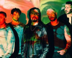 LEIGH KAKATY Talks Why POP EVIL 'Went For The Jugular' On New Album 'What Remains'
